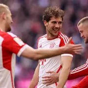 爱游戏体育在线-美因茨队在比赛中展现出高水平球技()